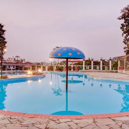 Treebo Premium Blue Mountain Country Club And Resort Siliguri Ngoại thất bức ảnh