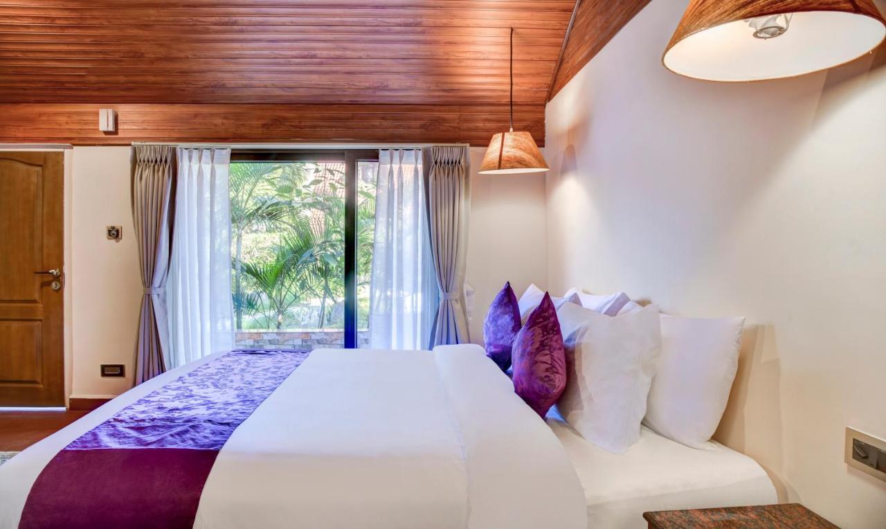 Treebo Premium Blue Mountain Country Club And Resort Siliguri Ngoại thất bức ảnh